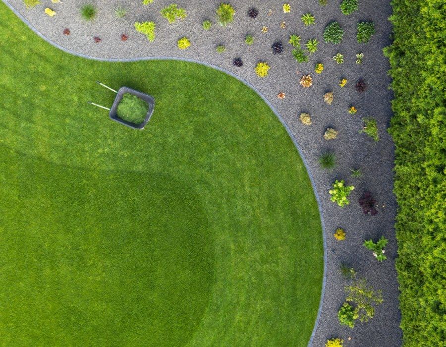 Blog 33 landscaper near me 002